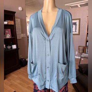 Live 2 Lounge blue long sleeve button up cardigan w/pockets-size L